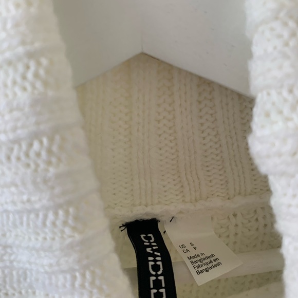 H&M SWEATER DRESS - Picture 4 of 5